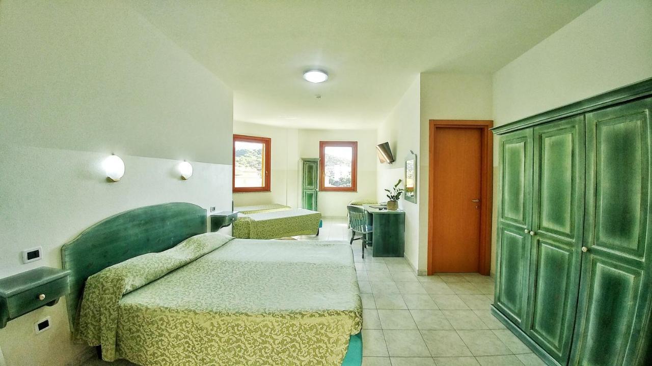 Hotel Meridiana Arbus Exterior foto
